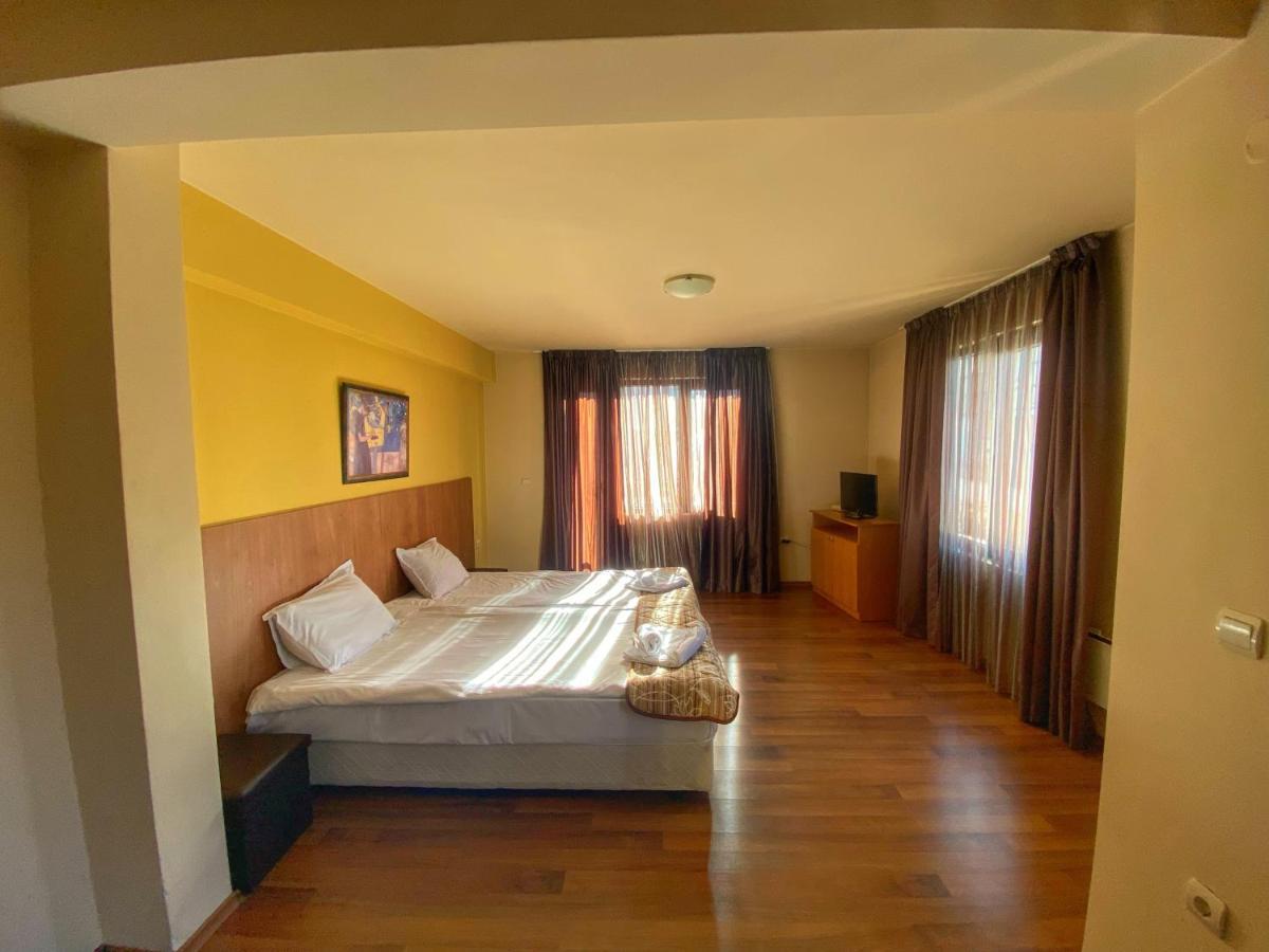 Hotel Maraya